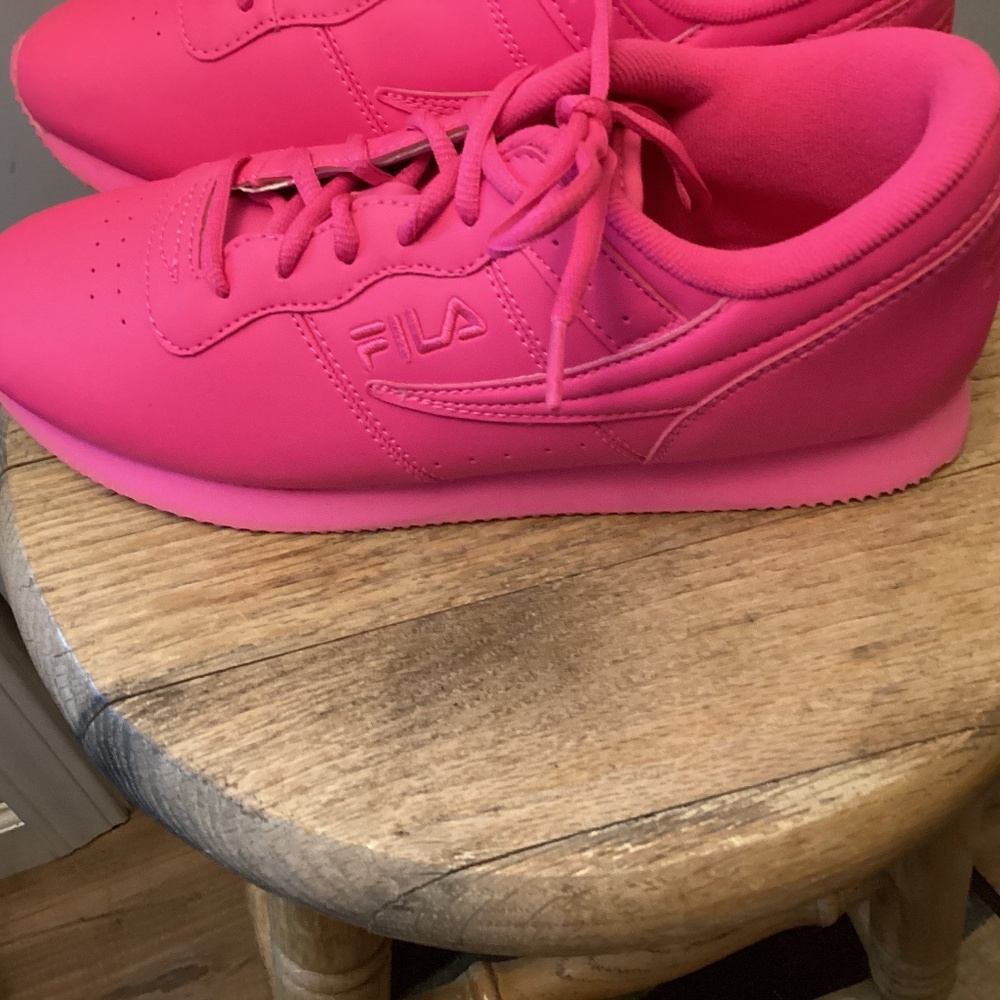 Women’s  Pink FILA IL shoes Size 10 - Picture 7 of 13